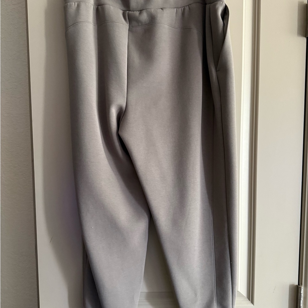 CALIA by Carrie Underwood Gray Sweatpants - Picture 4 of 5